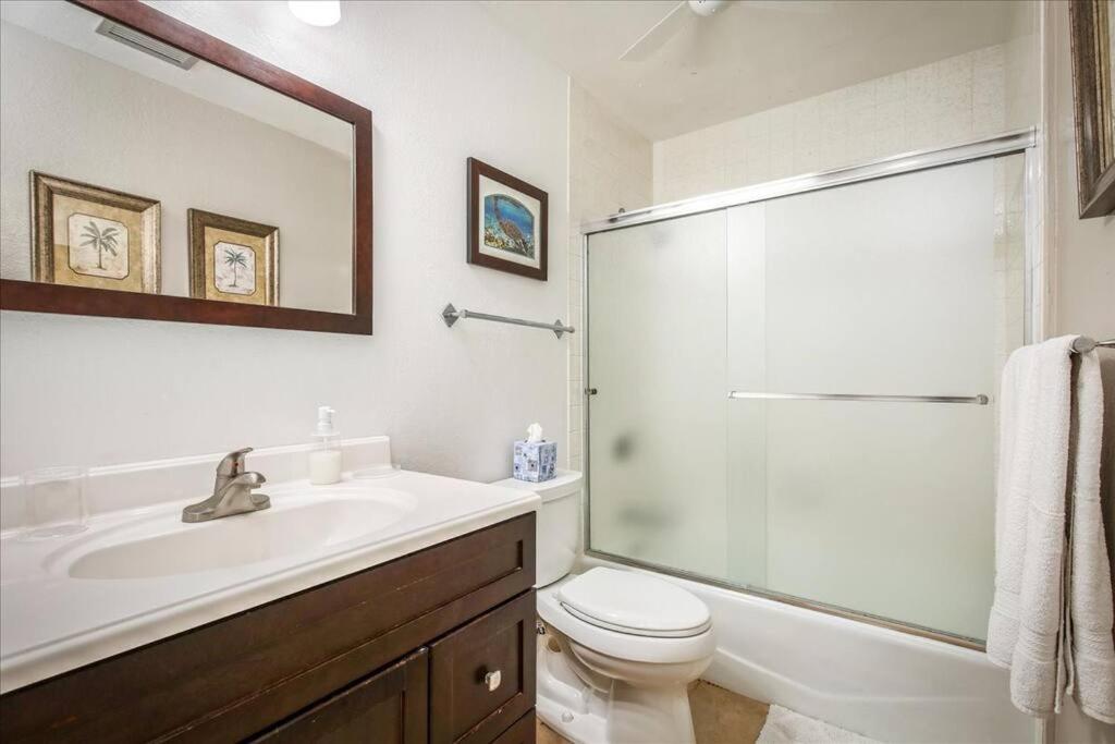 Beautiful 2/2 In Kona. Ocean View! *